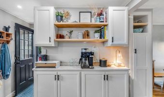12 Arrowhead Rd, Bellingham, MA 02019