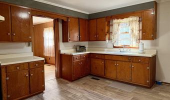 218 SARDIE HENRY Rd, Bethel Springs, TN 38315