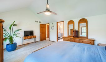 3025 Woods Creek Ln, Algonquin, IL 60102