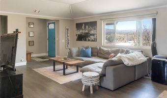 10691 Joshua Rd, Apple Valley, CA 92308