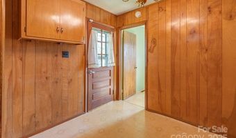 37 Taft Ave, Asheville, NC 28803