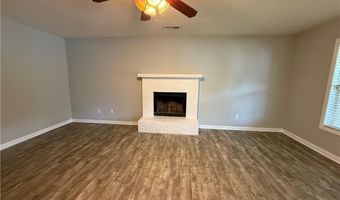 1010 DEKALB St, Auburn, AL 36830