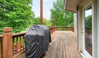 15120 Briarwood Dr, Basehor, KS 66007