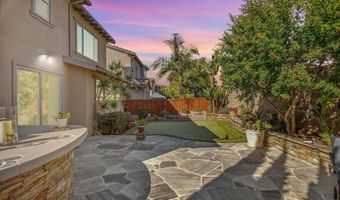 3749 Arapaho Pl, Carlsbad, CA 92010