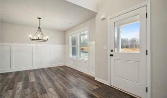 616 Rodeo Dr, Auburn, GA 30011