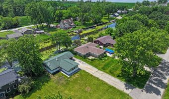 26097 W Channel Ave, Antioch, IL 60002