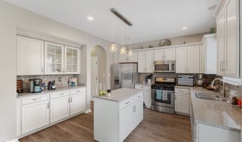 8500 Vyners Ln, Avon, IN 46123