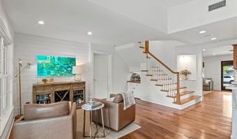 1207 W NEW HAMPSHIRE St, Orlando, FL 32804