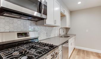 304 FORBES St A, Annapolis, MD 21401