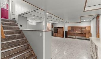 7146 Luana Ave, Allen Park, MI 48101