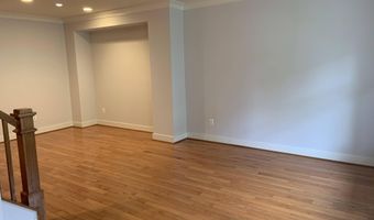 2855 11TH St N, Arlington, VA 22201