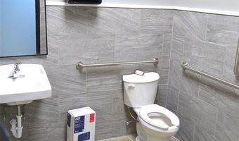 341 S Main St, Bishopville, SC 20010