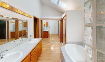 98393 E COUGAR Ln, Brookings, OR 97415