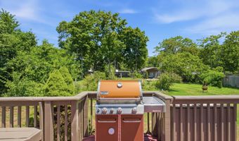 674 E BAY Ave, Barnegat, NJ 08005