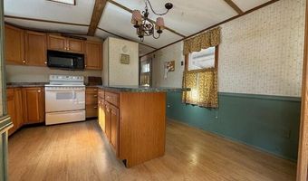 9 Iris Ct, Augusta, ME 04330