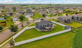 2020 S Lawson St, Aberdeen, SD 57401