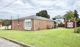 105 N Hickory St, Aberdeen, MS 39730