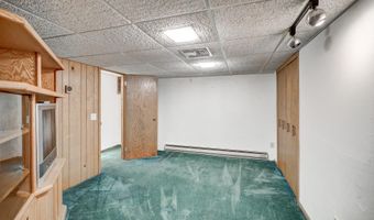 5241 Dommers Dr, Fitchburg, WI 53711