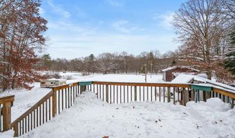 706 26th St, Allegan, MI 49010