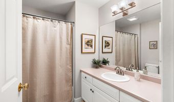53 Essex Rd, Bedford, NH 03110