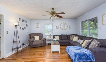 688 Saunders Hollow Rd, Barboursville, WV 25504