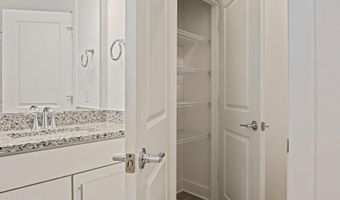 19872 YELLOW DAISY Ter, Ashburn, VA 20147