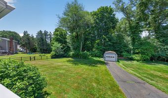 39 Green Hill Ln, Cheshire, CT 06410