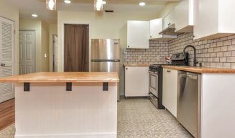 3 Red Lodge Dr 3, Alloway, NJ 07462