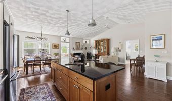 55 Morningside Dr, North Kingstown, RI 02852