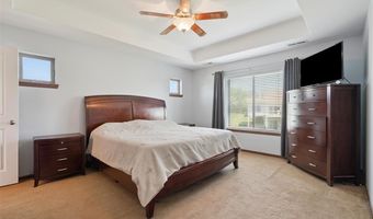 1740 Silver Maple Trl, North Liberty, IA 52317