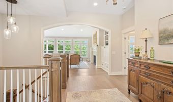 1663 Fairview Dr, Allegan, MI 49010
