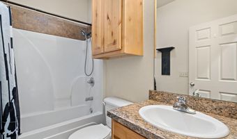 405 Magnolia St, Hico, TX 76457
