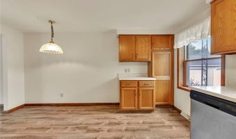 571 Burroughs Dr, Amherst, NY 14226