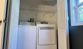 19 W Shore Ave, Manchester, NH 03109