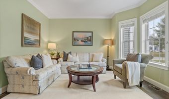 2 Starwood Xing, Andover, MA 01810