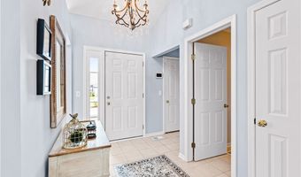2800 Hartford Ln, Akron, OH 44312