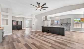 5121 Burr Oak Dr, Las Vegas, NV 89130