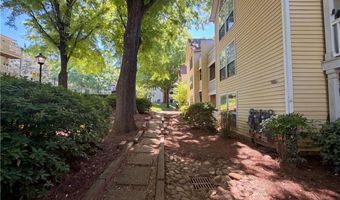 573 Cobblestone Trl, Avondale Estates, GA 30002