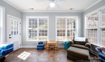 11 Dansford Ln, Arden, NC 28704