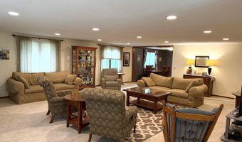 732 N Wooster St, Algona, IA 50511