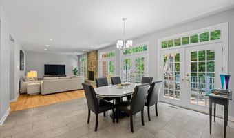 9600 EAGLE RIDGE Dr, Bethesda, MD 20817