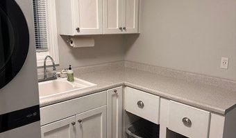 806 Woodridge Ct, Avon, IN 46123