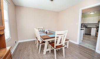 209 N Hill Dr, Boiling Springs, SC 29316