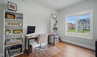 309 11th St NW, Altoona, IA 50009