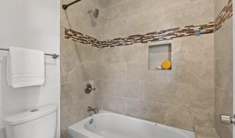 2084 Roberts Pl, Escondido, CA 92029