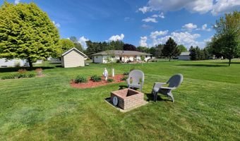 635 LAURISA Ln, Antigo, WI 54409