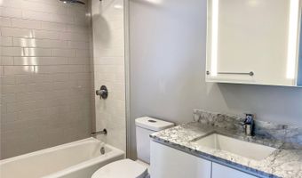 987 Queen St 1303, Honolulu, HI 96814