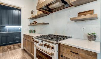 1931 NW Fields St, Bend, OR 97703
