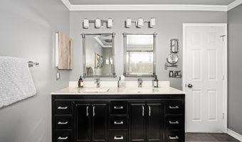 43232 WAYSIDE Cir, Ashburn, VA 20147