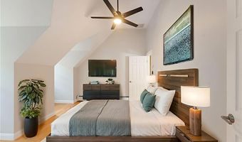 16 Hillside Rd, Cumberland, RI 02864